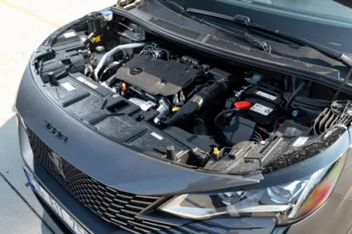 Entretien d'une climatisation d'un véhicule avant l'été à Propriano , Propriano, Carrosserie Cangioni